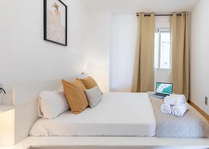 Travel Habitat Torres De Serrano Valencia